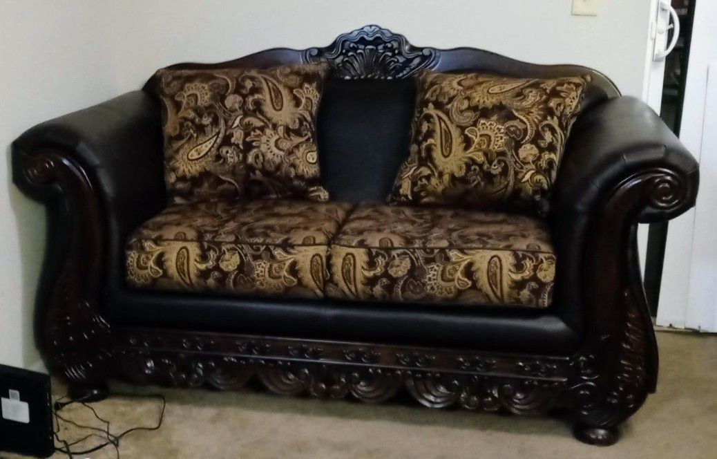 Free Couches** Picked Up for Sale in Phoenix, AZ OfferUp