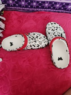 Cross Mickey Mouse