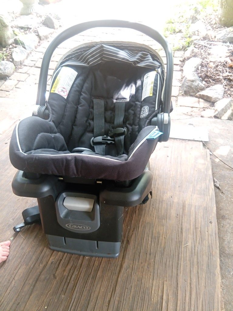Graco Carseat