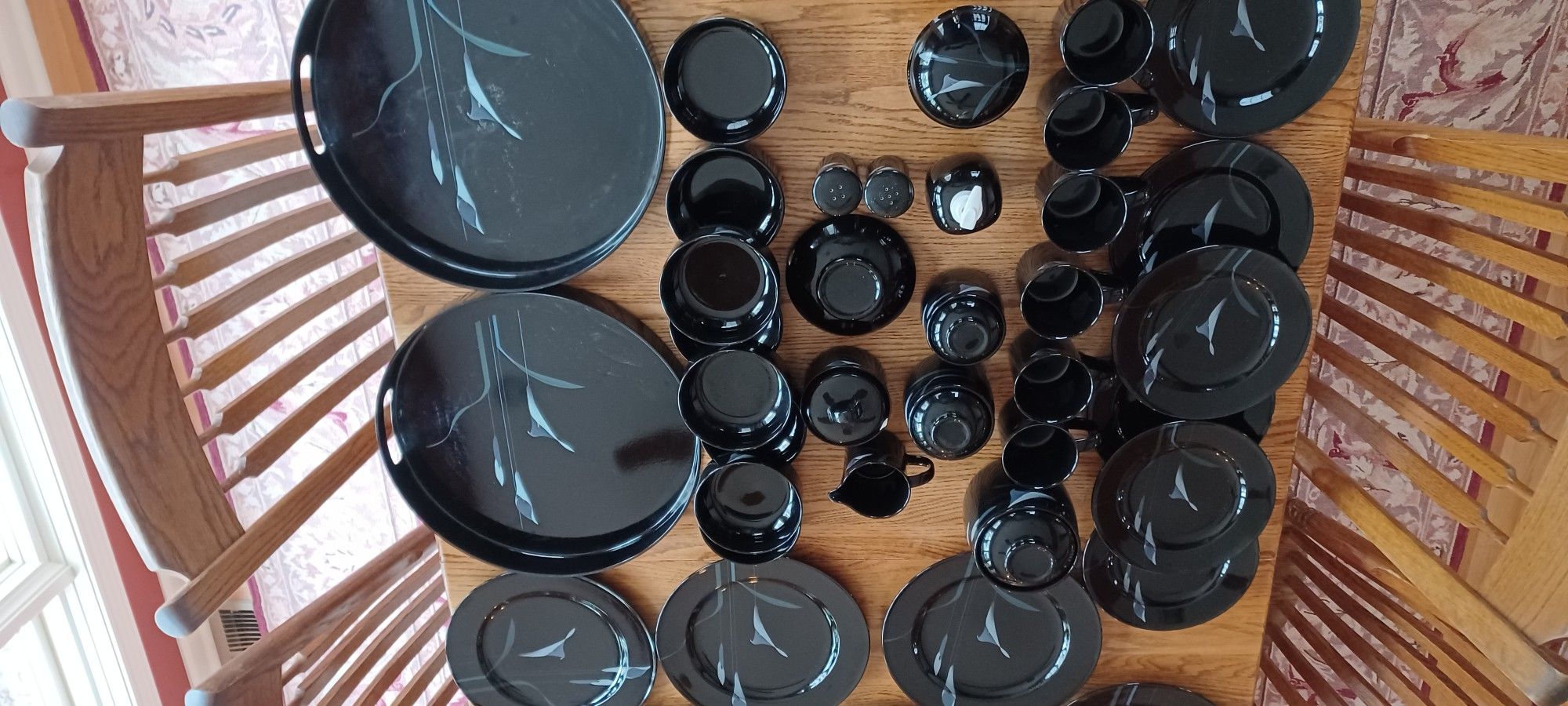 Mikasa Galleria Fk701 Black Opus 43 Piece Dinner Ware