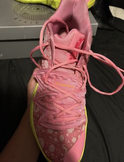 Kyrie 5 X spongebob & patrick