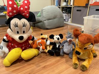 Disney Plushies Bundle