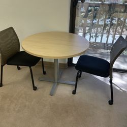 Bitch Laminate Round Meeting Table 