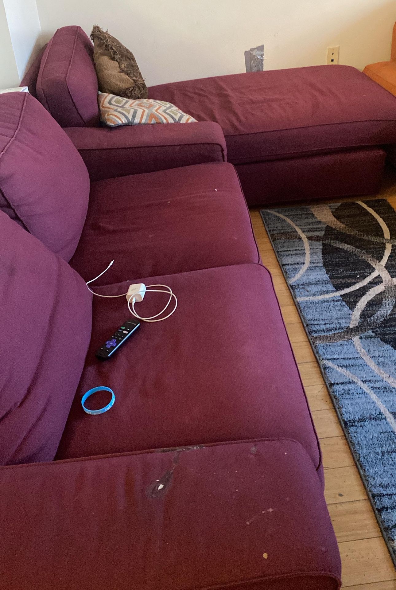 IKEA Sofa Vas A Glue Stain  Purple 