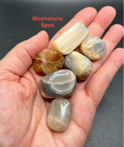 Moonstone polished stones 6 pcs 79.5g Total