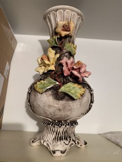 19” Capodimonte Vase imported from Italy