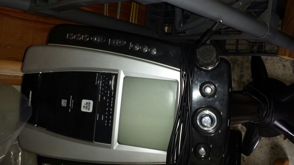 The singing machine..karaoke