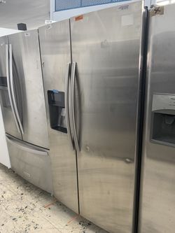 Samsung side by side in stainless steel
