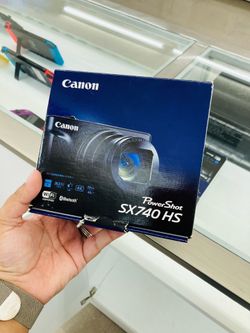 Canon power shot SX740 HS