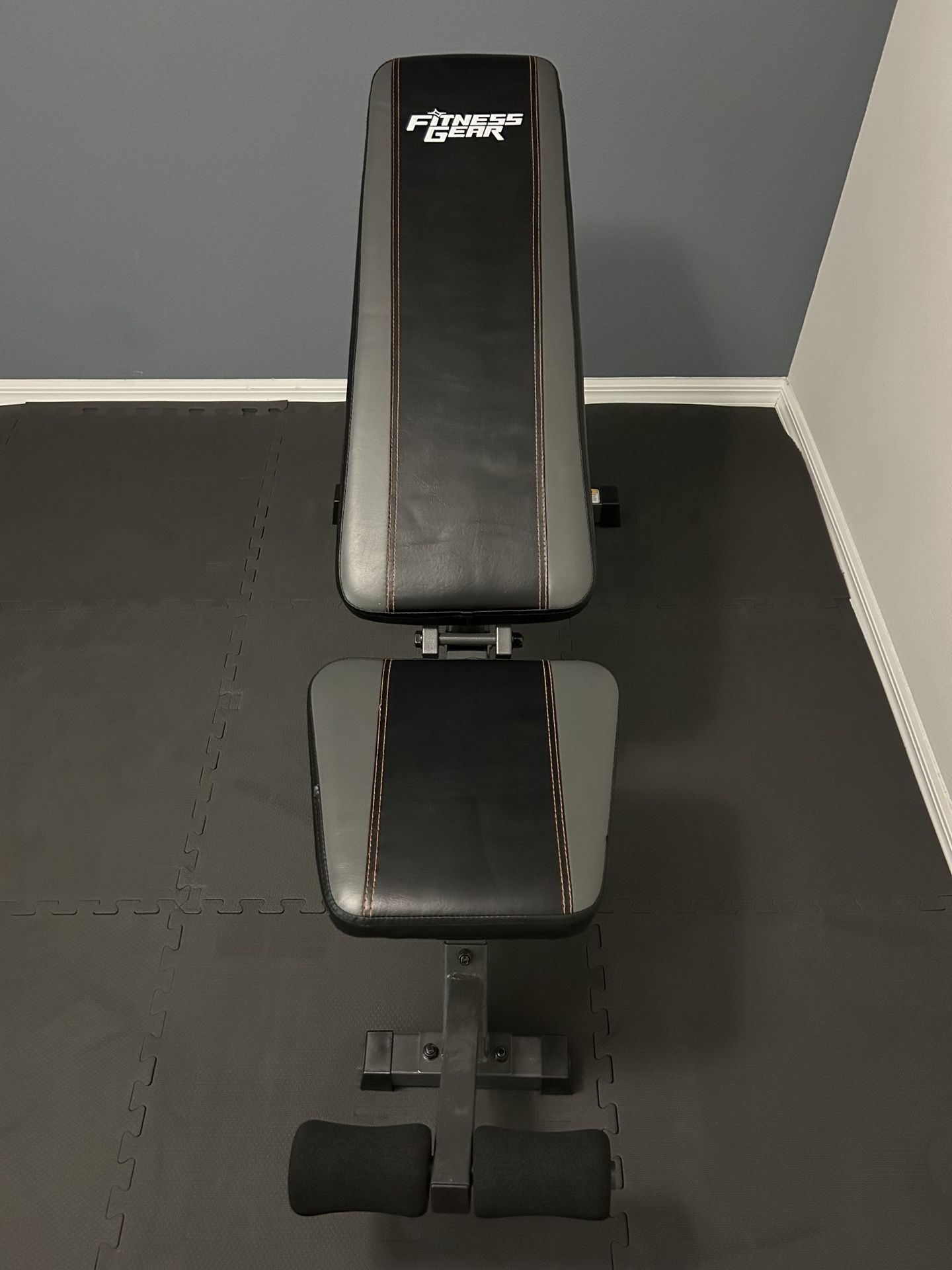 Fitness Gear FG UB250 Adjustable Weight Up Bench – Like New