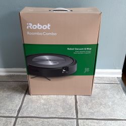 iRobot Roomba Combo j5 Vacuum & Mop 