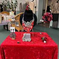 Handmade Red Stone Mosaic Pattern Necklace