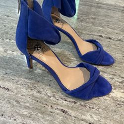 Vince Camuto Blue Suede 4in Heels Size 9