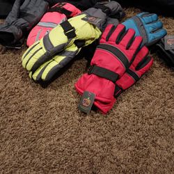 Kids Gloves Going Fast 5.00 
