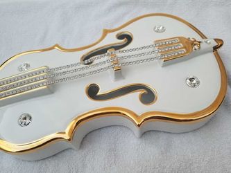 Bruno Costenaro - B&C - violin in fine porcelain - porcelain with gold Decorative Art 