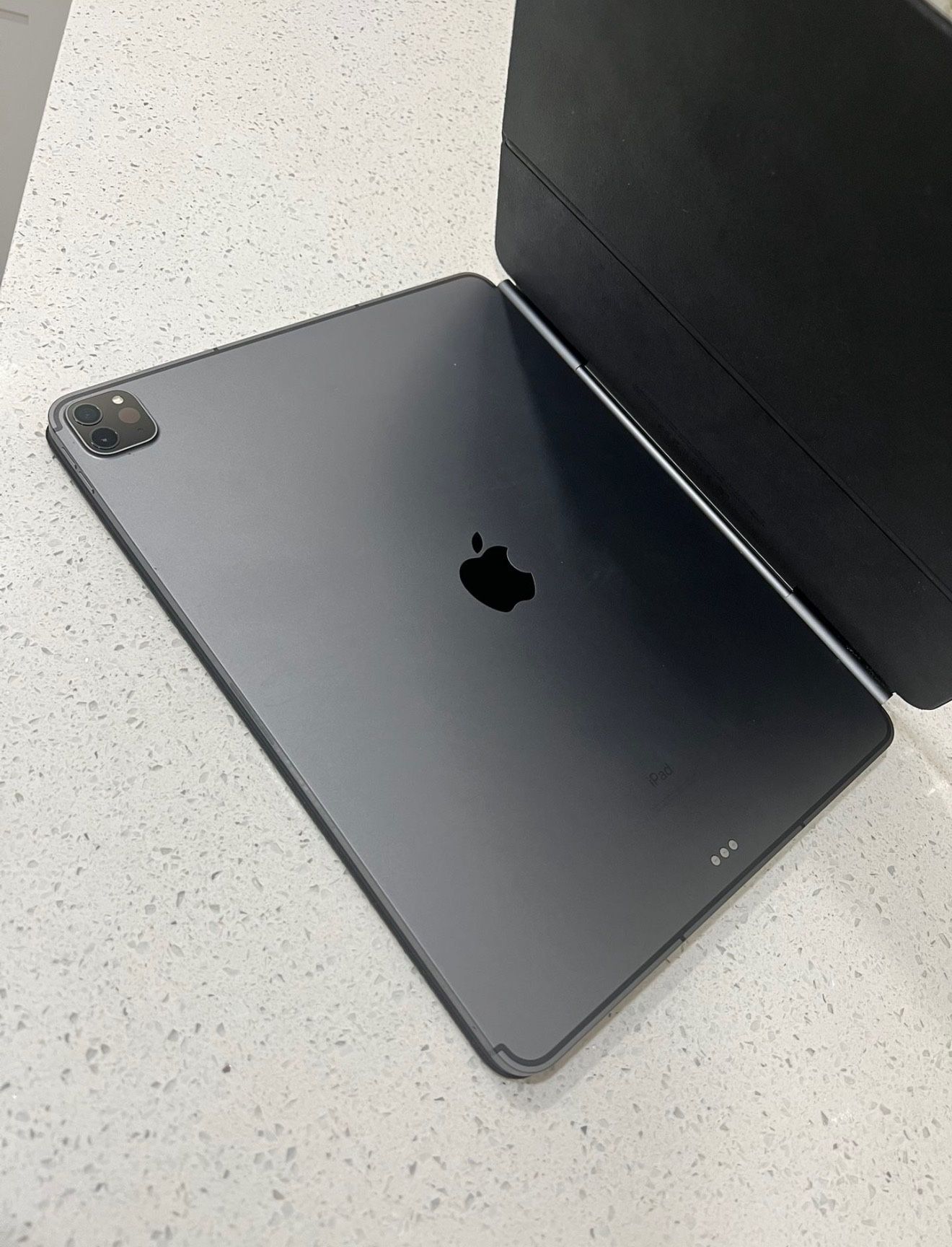 iPad Pro 12.9 5th Gen M1 Chip