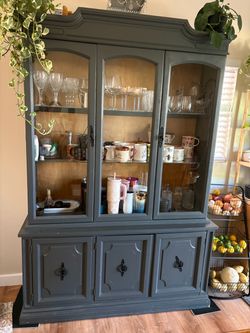Kitchen hutch