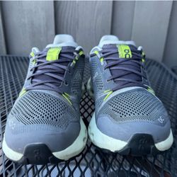 ON Cloud Cloudsurfer Trail running/training shoes in men's size 11.