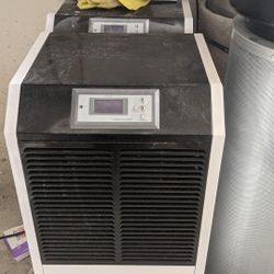 Sinowell  Dehumidifier Sw900AC 90L