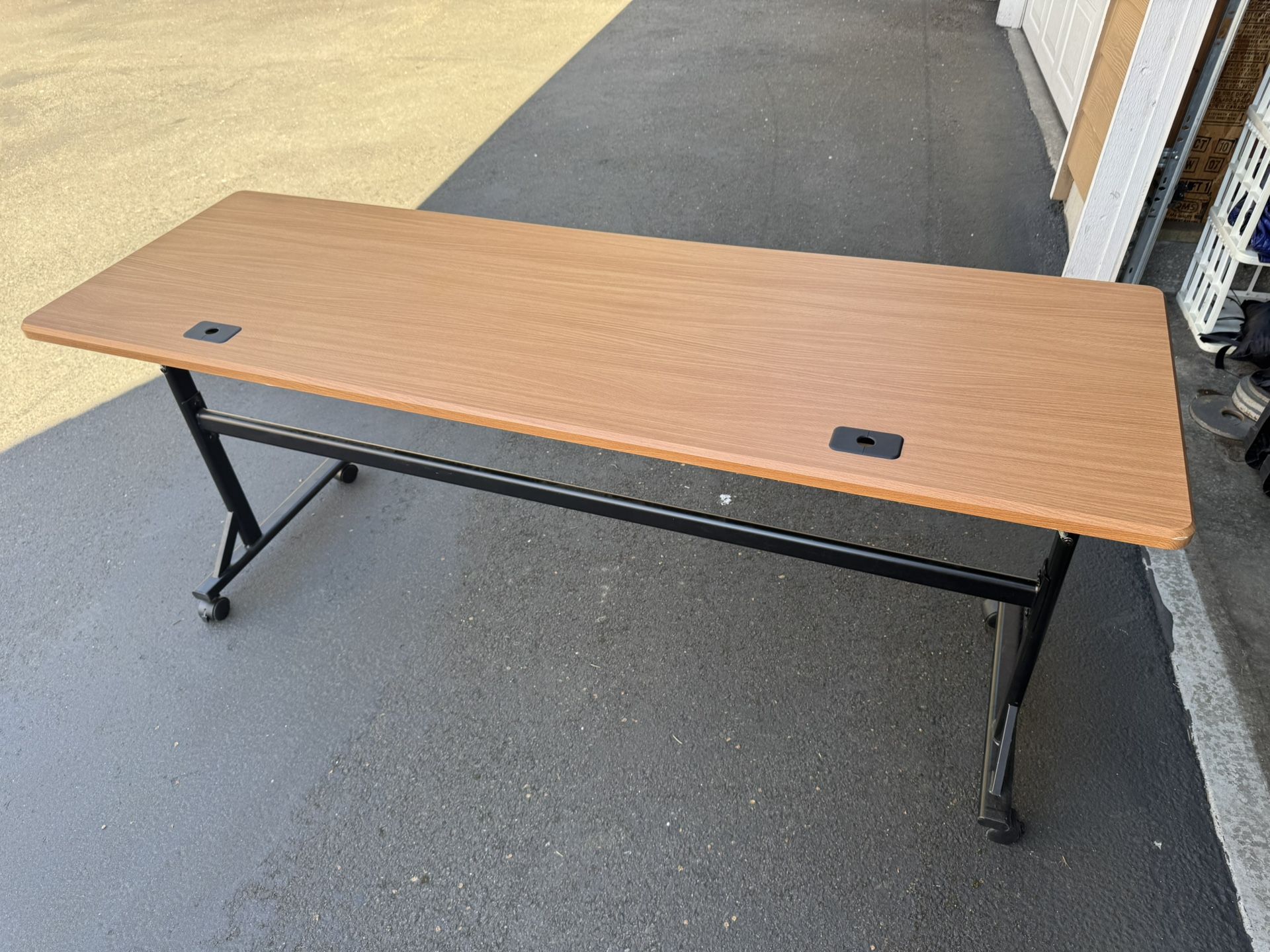 Foldable Computer/Office Table with Wheels