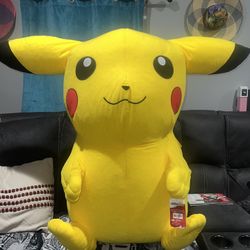 Pikachu Plushie 