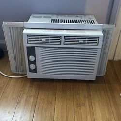 (2 each) 5000 BTU Window Air Conditioner