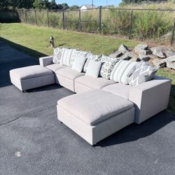 Free Delivery 🚚 Gray Modular Couch