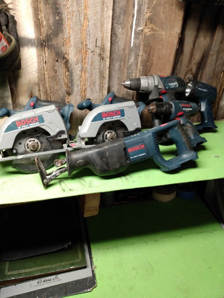 Bosch 7 Pc. 18  Volt Recharable Tool Set With Heavy Duty Tool Bag It Has 2 Batteries ,But No Charger
