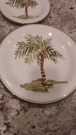 Nice Palm Tree Dishes. Only Used Once Ir Twice.
