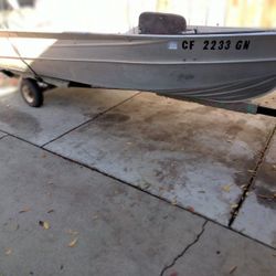 14 Ft Aluminum Boat With Towing Motor Three Seater