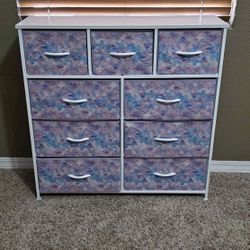 Dresser $20 