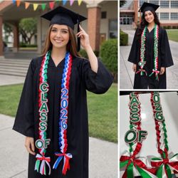 Graduation Stoles-Large Variety of Designs  - Estolas De Gradación - Gran Variedad 