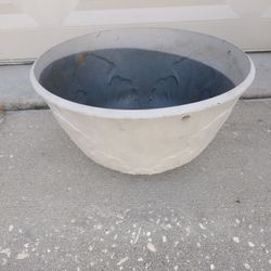 Plastic Planter 