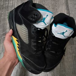 Jordan 5s Size 9