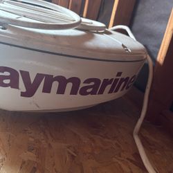 Raymarine radome 