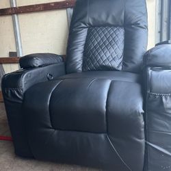 Black Massage/ Heat Recliner