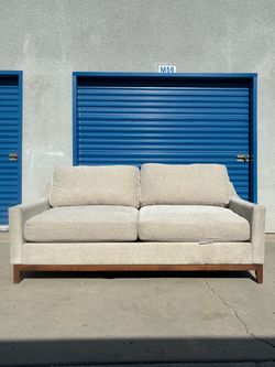 Beige Living Spaces Couch 🛻Delivery Available🛻