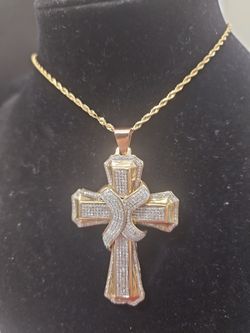 14k Gold Chain and Cross Pendant with Diamonds