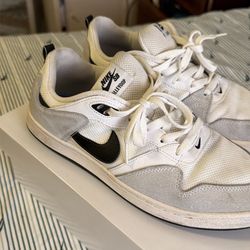 Mikey dunk alley oop