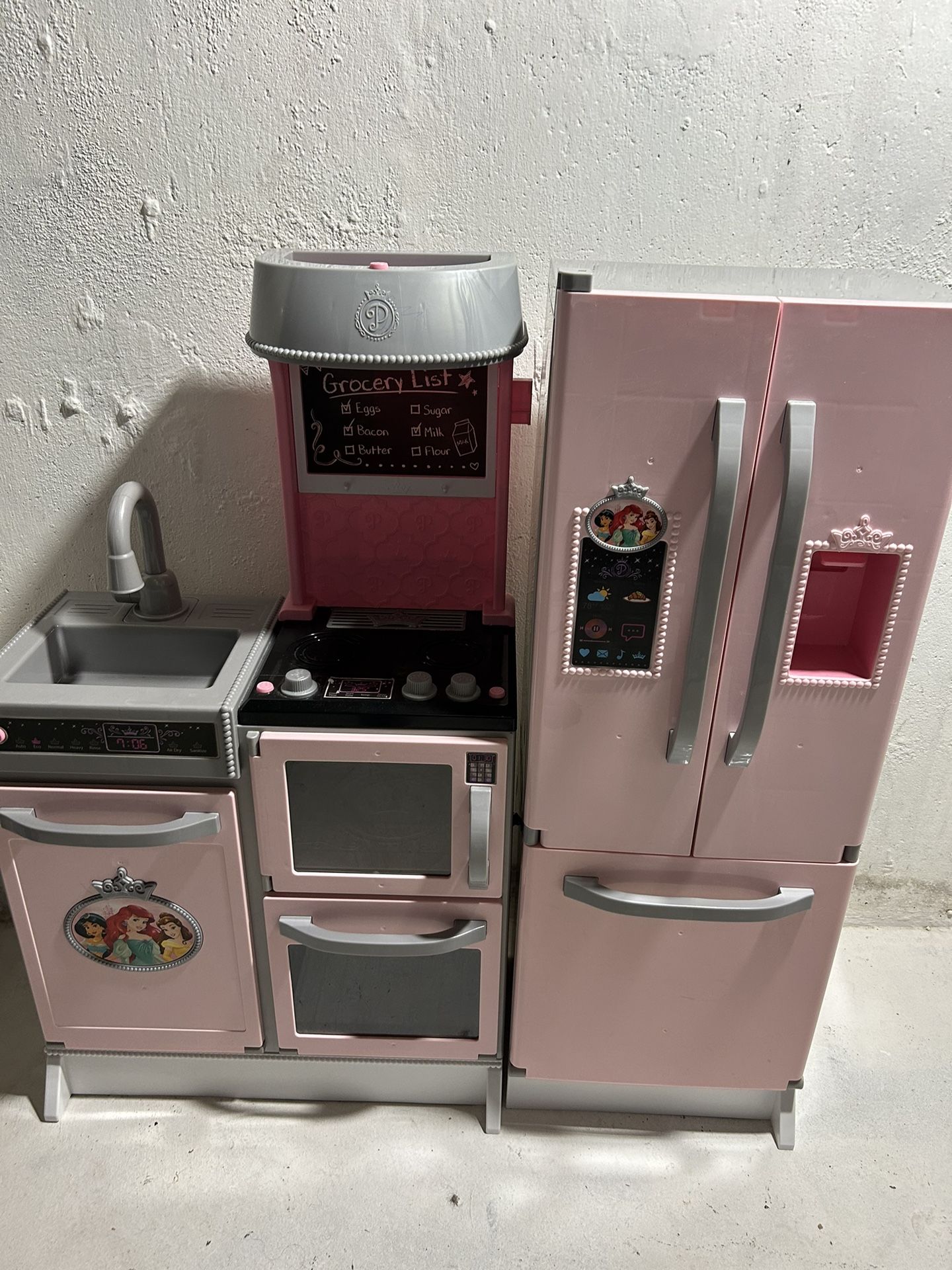 Barbie Play Kitchen