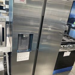 Samsung 22 CU .Ft Counter Deth Refrigerator 