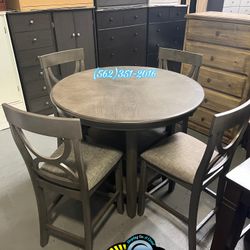 Circle Table Dining Set