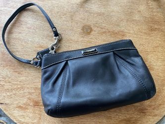 Coach Black Leather Tuffed Wristlet Purse