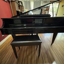 Kimball  baby Grand Piano 
