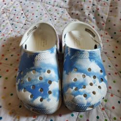 Crocs Cloud  Clogs  Size C9 Toddler Kids. 