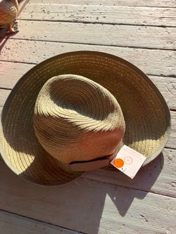 New with tags deodorants sun hat for women
