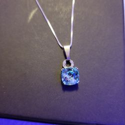 Sterling Silver Blue Glass Pendant 18inch Necklace 