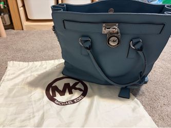 Authentic Michael Kors purse