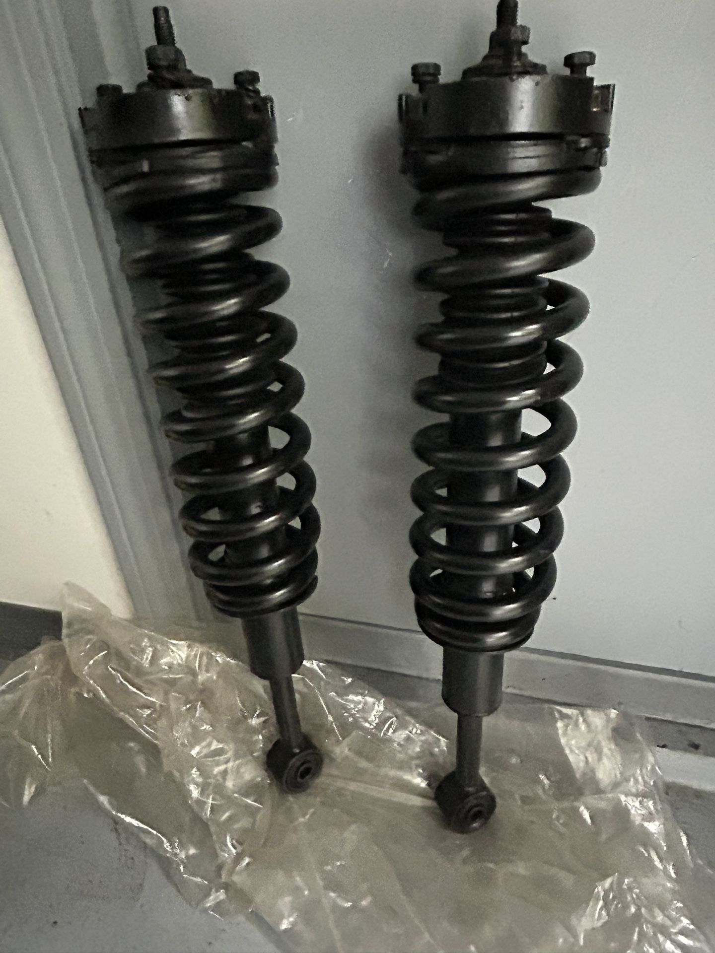 Monroe - 2005-2015 Tacoma Front Struts And 2” Leveling Kit
