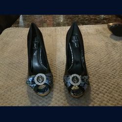 black high heels size 8 
